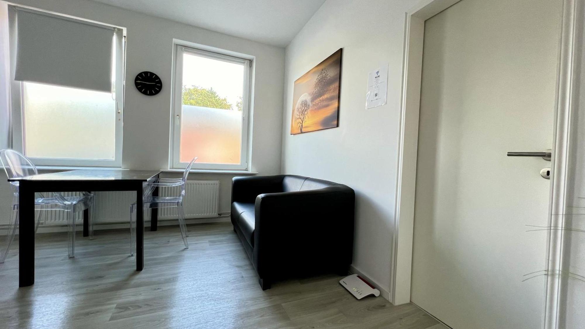 Studio-Apartments Fuer Monteure & Businessgaeste Zentral In Ноймюнстер Экстерьер фото