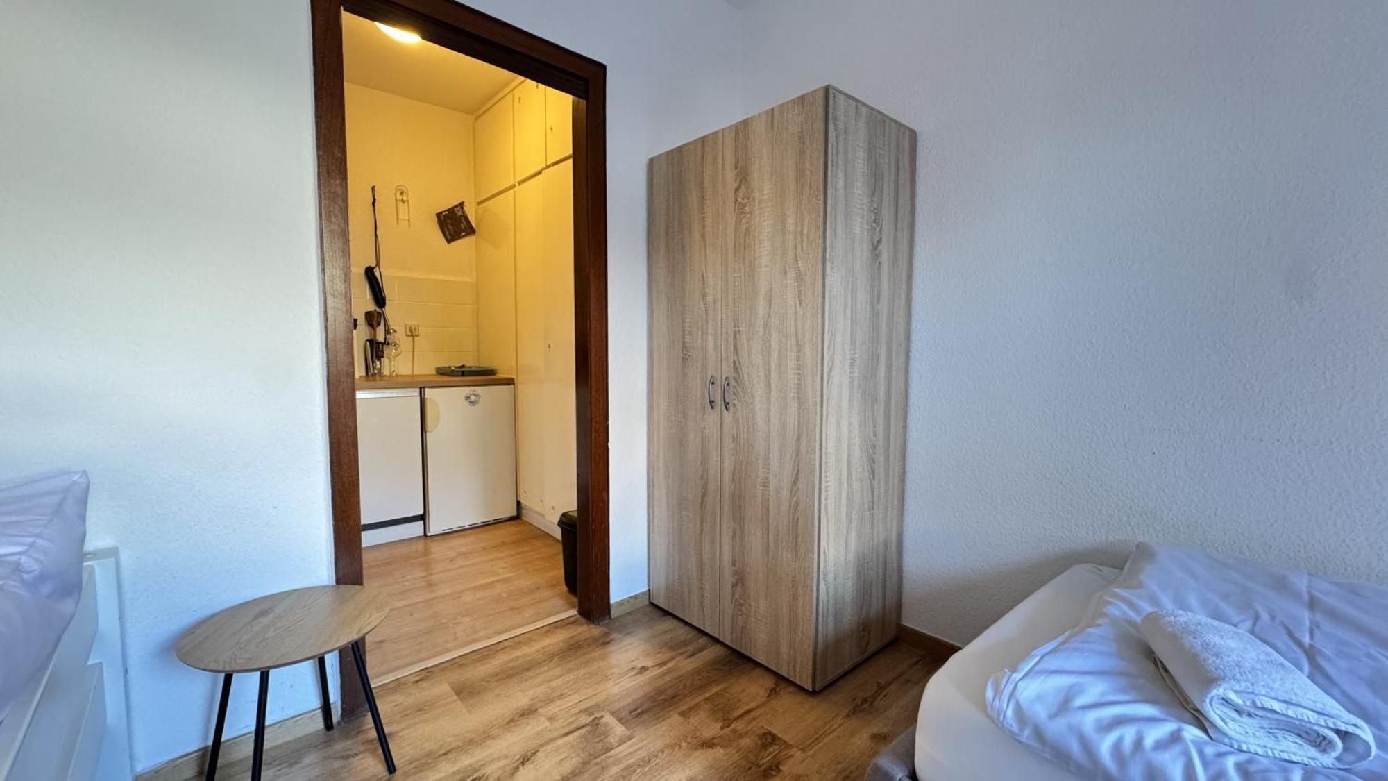 Studio-Apartments Fuer Monteure & Businessgaeste Zentral In Ноймюнстер Экстерьер фото