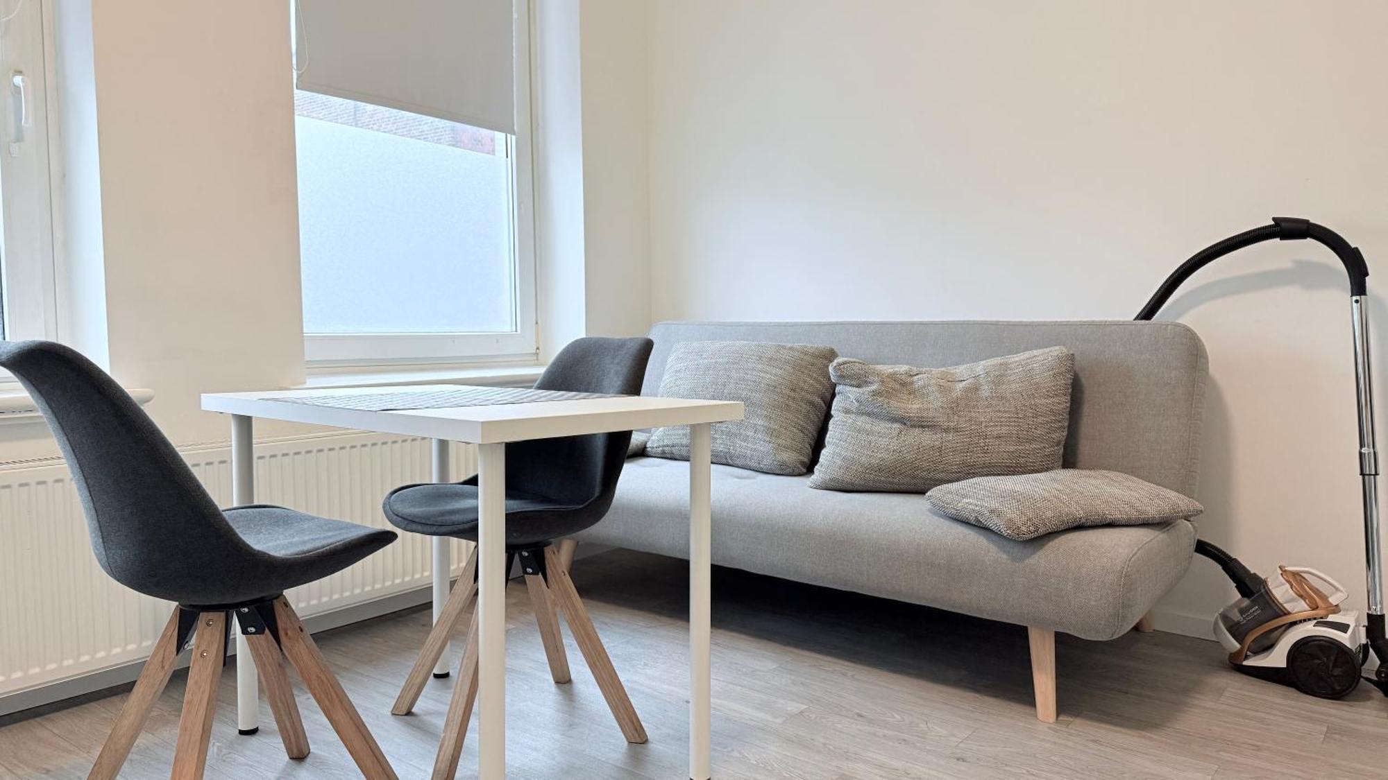 Studio-Apartments Fuer Monteure & Businessgaeste Zentral In Ноймюнстер Экстерьер фото