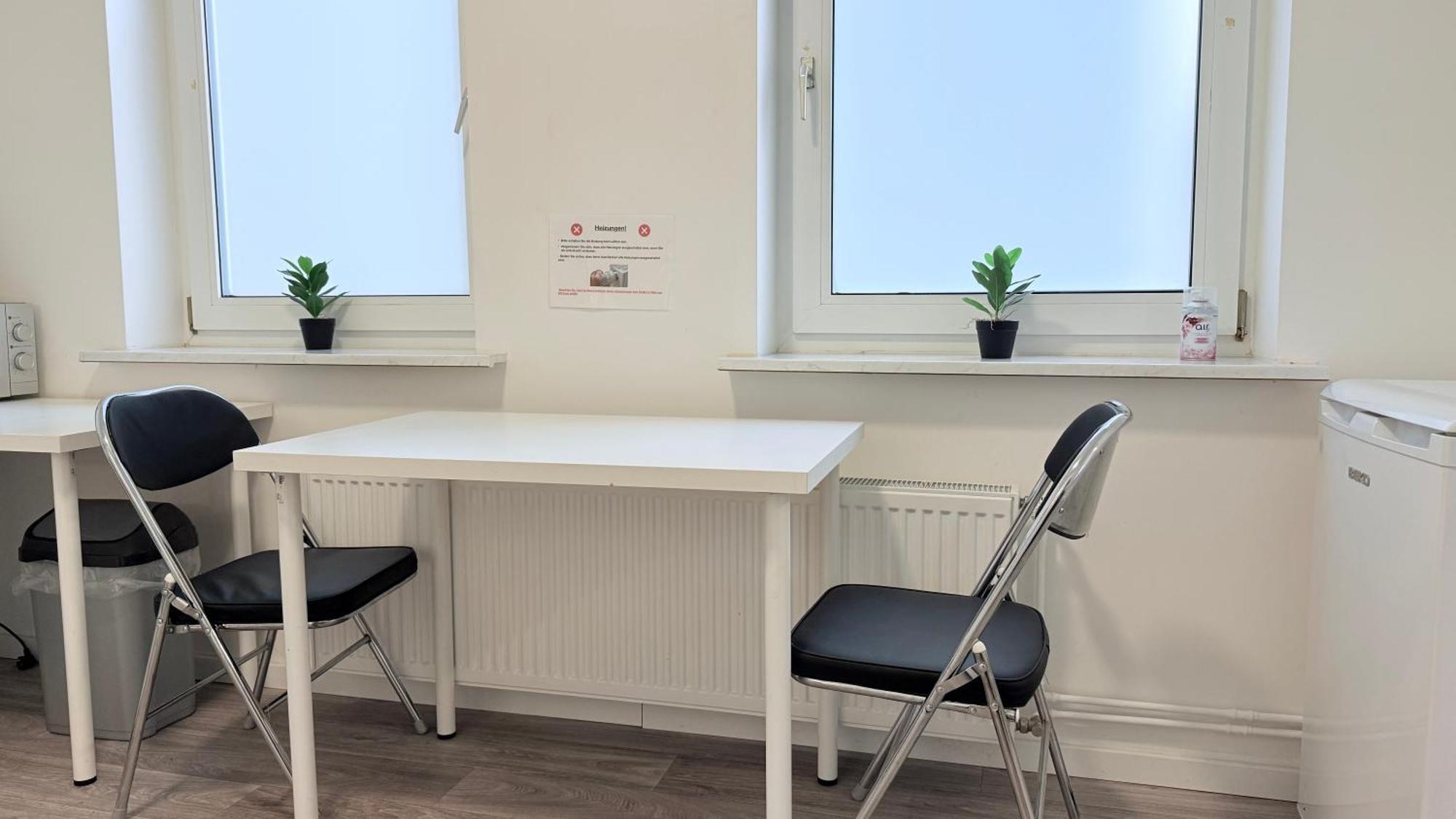 Studio-Apartments Fuer Monteure & Businessgaeste Zentral In Ноймюнстер Экстерьер фото