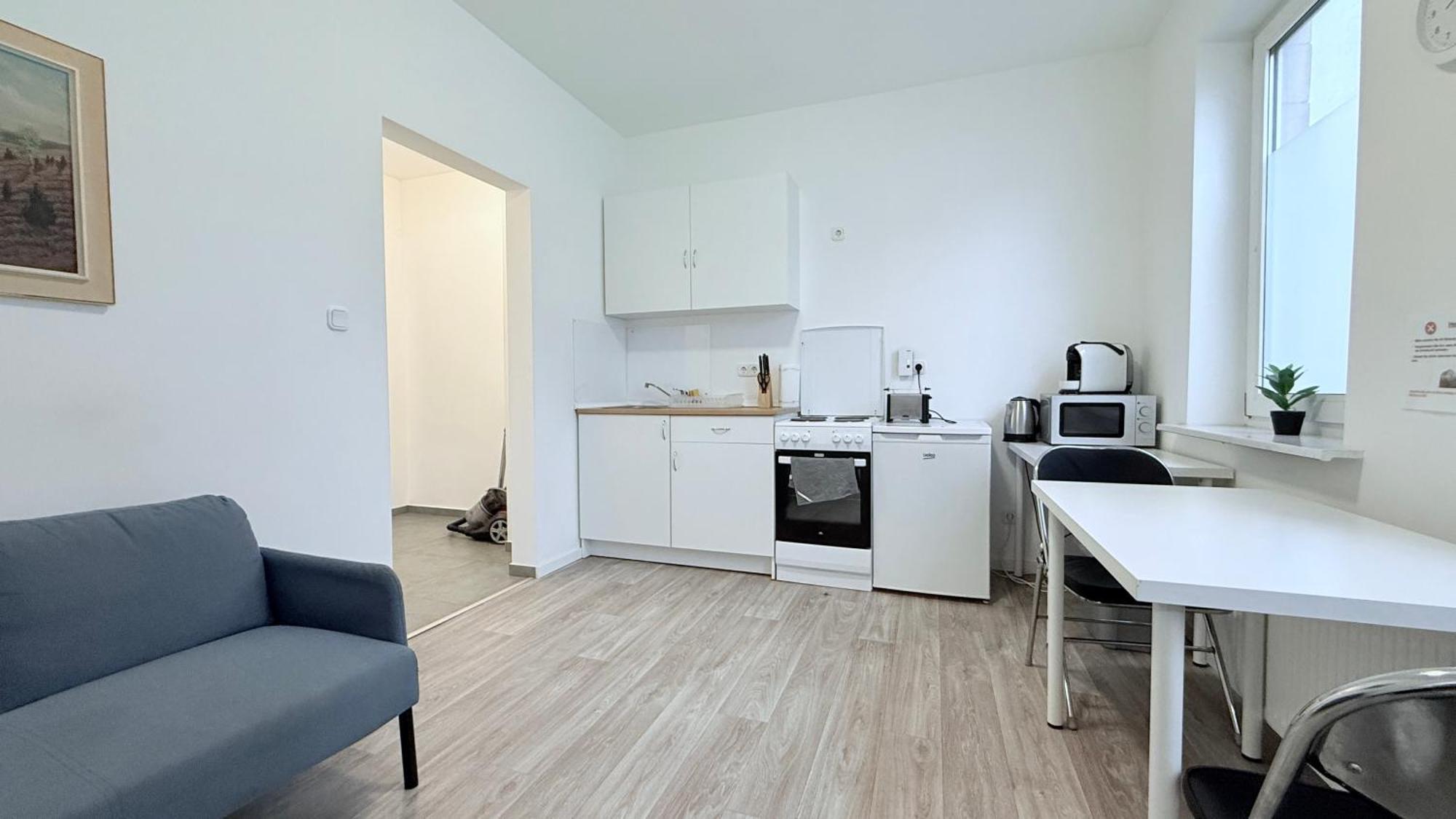 Studio-Apartments Fuer Monteure & Businessgaeste Zentral In Ноймюнстер Экстерьер фото