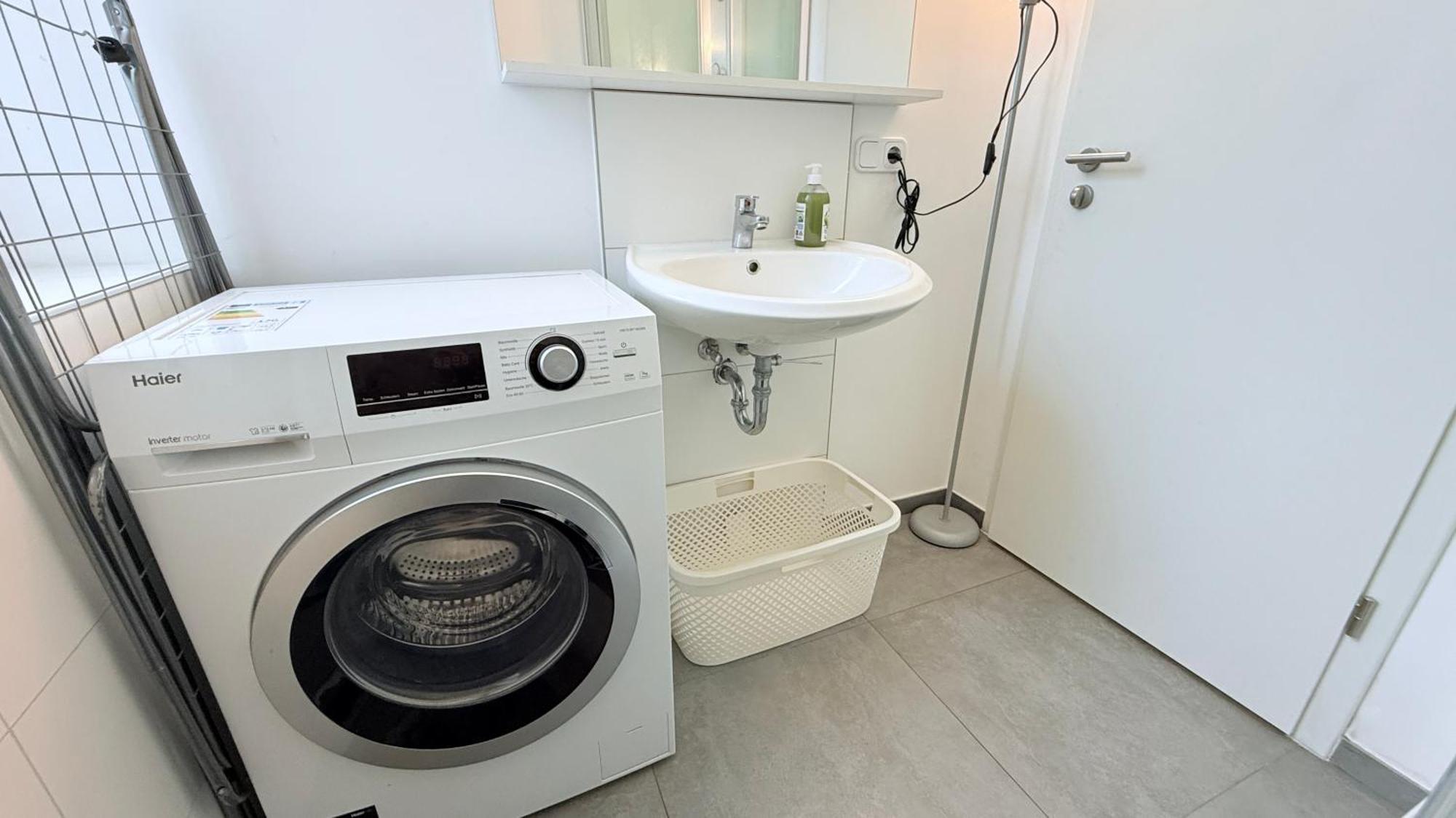 Studio-Apartments Fuer Monteure & Businessgaeste Zentral In Ноймюнстер Экстерьер фото